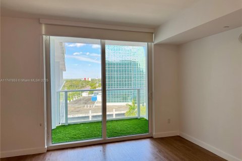 Copropriété à vendre à Miami, Floride: 45.34 m2 № 1705555 - photo 20