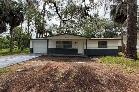 House in New Port Richey, Florida 3 bedrooms, 107.02 sq.m. № 2157436 - photo 19