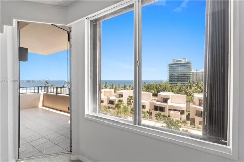 Condo in Key Biscayne, Florida, 2 bedrooms  № 1770313 - photo 2