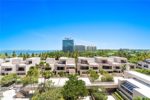 Condo in Key Biscayne, Florida, 2 bedrooms  № 1770313 - photo 14