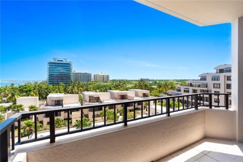Condo in Key Biscayne, Florida, 2 bedrooms  № 1770313 - photo 12