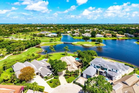 Villa ou maison à vendre à Palm Beach Gardens, Floride: 3 chambres, 428.28 m2 № 2281088 - photo 3