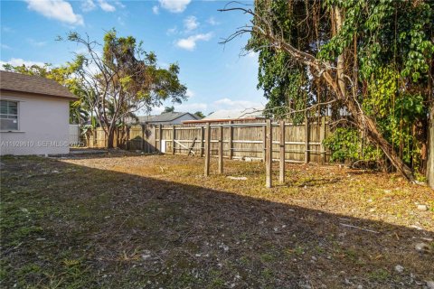 Casa en venta en Homestead, Florida, 4 dormitorios, 192.4 m2 № 1988458 - foto 8