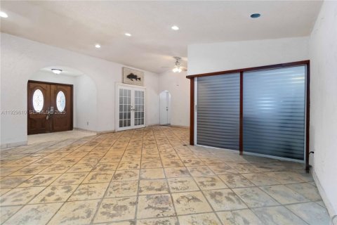 Casa en venta en Homestead, Florida, 4 dormitorios, 192.4 m2 № 1988458 - foto 4