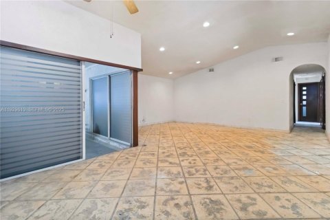 Casa en venta en Homestead, Florida, 4 dormitorios, 192.4 m2 № 1988458 - foto 3