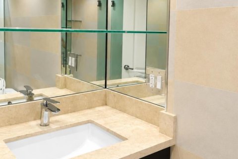 Condo in Hallandale Beach, Florida, 1 bedroom  № 2363536 - photo 9