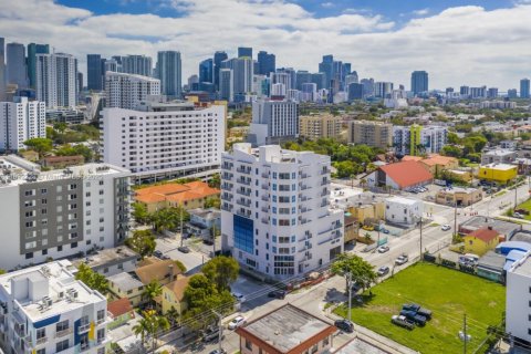 Apartment in Miami, Florida 1 bedroom, 54.07 sq.m. № 1944220 - photo 1