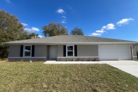 Villa ou maison à Port Charlotte, Floride 4 chambres, 198.25 m2 № 2104290