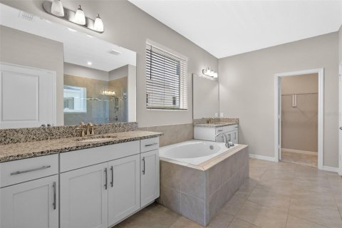 Casa en venta en Minneola, Florida, 4 dormitorios, 251.77 m2 № 1639905 - foto 21