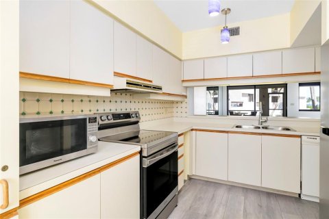 Adosado en venta en Longboat Key, Florida, 2 dormitorios, 157 m2 № 2411698 - foto 9