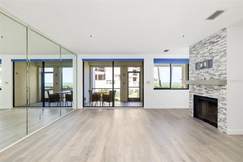 Adosado en venta en Longboat Key, Florida, 2 dormitorios, 157 m2 № 2411698 - foto 18