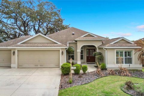 Villa ou maison à vendre à The Villages, Floride: 3 chambres, 182.65 m2 № 2093068 - photo 3