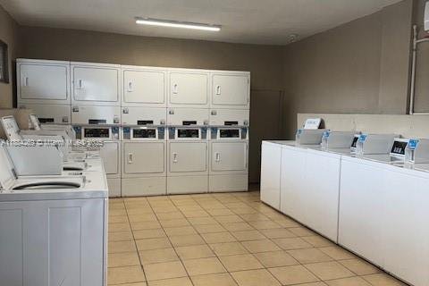 Copropriété à vendre à North Miami, Floride: 1 chambre, 56.67 m2 № 1931001 - photo 9