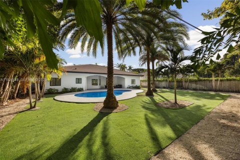 Casa en venta en Miami, Florida, 5 dormitorios, 255.85 m2 № 1983784 - foto 29