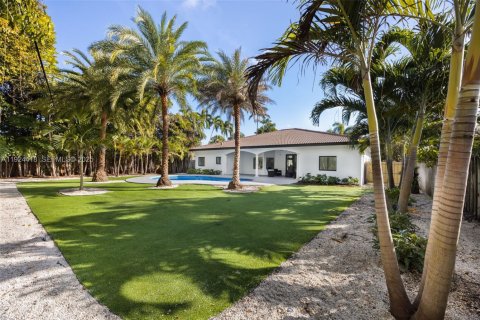 Casa en venta en Miami, Florida, 5 dormitorios, 255.85 m2 № 1983784 - foto 30