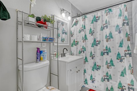 Купить виллу или дом в Уэст-Палм-Бич, Флорида 5 комнат, 97.36м2, № 2084189 - фото 13