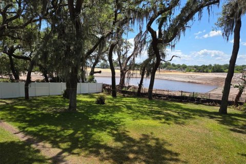 Villa ou maison à vendre à Leesburg, Floride: 3 chambres, 211.82 m2 № 2126434 - photo 2