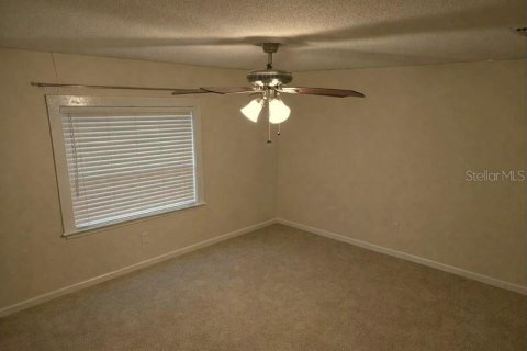 Villa ou maison à vendre à Leesburg, Floride: 3 chambres, 211.82 m2 № 2126434 - photo 15