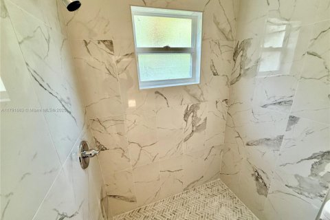 Touwnhouse à vendre à West Palm Beach, Floride: 3 chambres, 132.57 m2 № 1940645 - photo 30