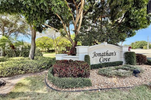 Touwnhouse à vendre à West Palm Beach, Floride: 3 chambres, 132.57 m2 № 1940645 - photo 1