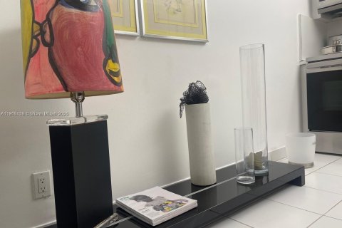 Снять в аренду кондоминиум в Авентура, Флорида 2 спальни, 121.98м2, № 1971247 - фото 27