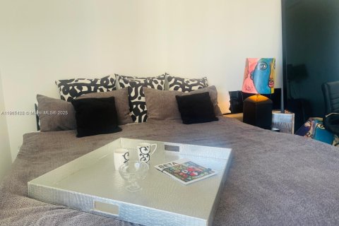 Снять в аренду кондоминиум в Авентура, Флорида 2 спальни, 121.98м2, № 1971247 - фото 20