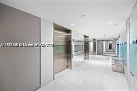 Снять в аренду кондоминиум в Авентура, Флорида 2 спальни, 121.98м2, № 1971247 - фото 30