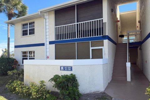 Condo in Port St. Lucie, Florida, 1 bedroom № 2154287 - photo 1