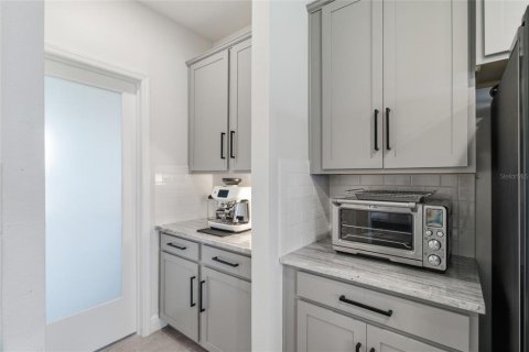 Villa ou maison à vendre à Bradenton, Floride: 5 chambres, 277.5 m2 № 2353283 - photo 13