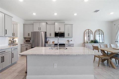 Villa ou maison à vendre à Bradenton, Floride: 5 chambres, 277.5 m2 № 2353283 - photo 9