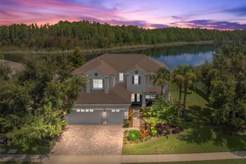 Villa ou maison à vendre à Land O' Lakes, Floride: 5 chambres, 313.45 m2 № 1907731 - photo 2