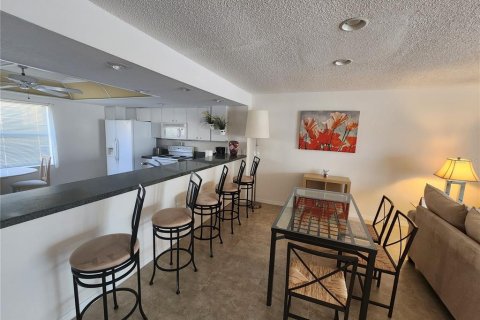 Touwnhouse à louer à Tierra Verde, Floride: 2 chambres, 187.11 m2 № 2112109 - photo 9