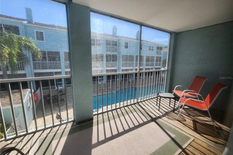 Touwnhouse à louer à Tierra Verde, Floride: 2 chambres, 187.11 m2 № 2112109 - photo 7