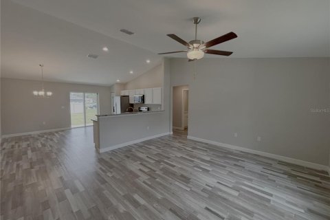 Villa ou maison à louer à Ocala, Floride: 3 chambres, 123 m2 № 2348277 - photo 4