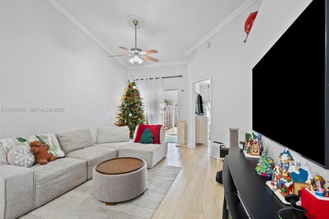 Touwnhouse à vendre à Sunrise, Floride: 3 chambres, 123.56 m2 № 1989869 - photo 14