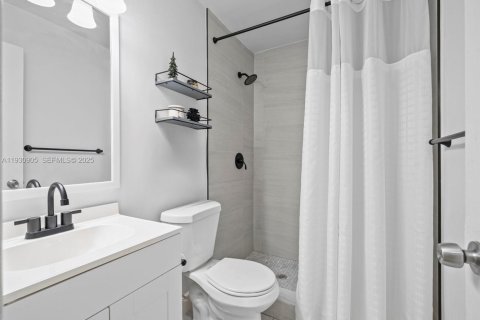 Touwnhouse à vendre à Sunrise, Floride: 3 chambres, 123.56 m2 № 1989869 - photo 10