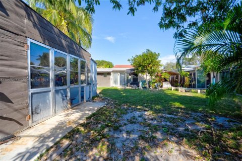Купить виллу или дом в Холливуд, Флорида 3 спальни, 128.02м2, № 1962494 - фото 13
