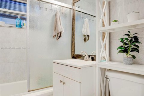 Купить виллу или дом в Холливуд, Флорида 3 спальни, 128.02м2, № 1962494 - фото 30