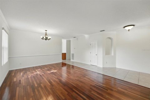 House in Davenport, Florida 3 bedrooms, 193.24 sq.m. № 1758323 - photo 13
