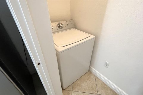 Copropriété à vendre à Orlando, Floride: 2 chambres, 87.98 m2 № 1844787 - photo 6