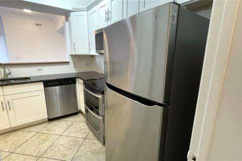 Copropriété à vendre à Orlando, Floride: 2 chambres, 87.98 m2 № 1844787 - photo 8