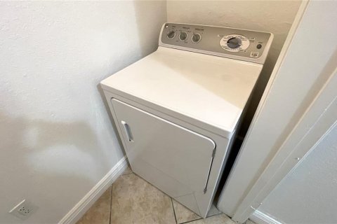 Copropriété à vendre à Orlando, Floride: 2 chambres, 87.98 m2 № 1844787 - photo 7