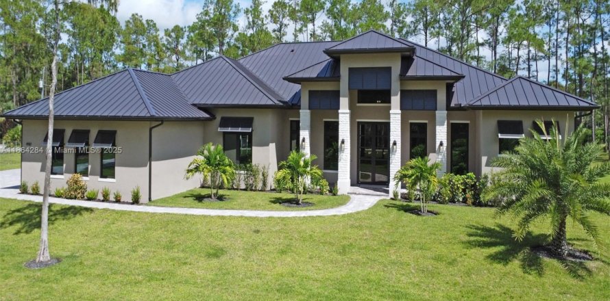 Casa en Naples, Florida 6 dormitorios № 1927606