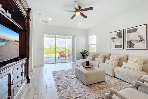 House in Montverde, Florida 5 bedrooms, 282.89 sq.m. № 1653644 - photo 12