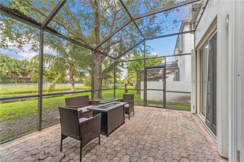 Villa ou maison à vendre à Coral Springs, Floride: 3 chambres, 161.46 m2 № 1952429 - photo 20