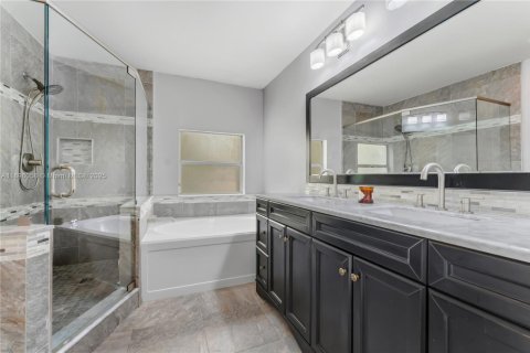 Villa ou maison à vendre à Coral Springs, Floride: 3 chambres, 161.46 m2 № 1952429 - photo 15