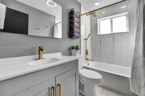 Villa ou maison à louer à Miami Gardens, Floride: 3 chambres № 1997910 - photo 21