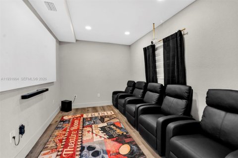 Villa ou maison à louer à Miami Gardens, Floride: 3 chambres № 1997910 - photo 24