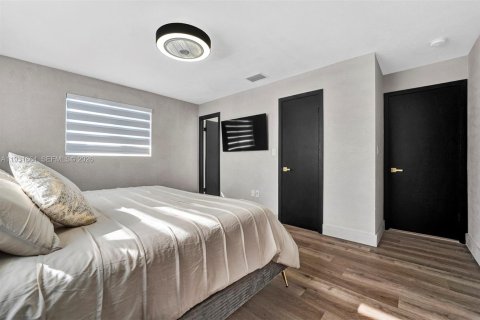 Villa ou maison à louer à Miami Gardens, Floride: 3 chambres № 1997910 - photo 15