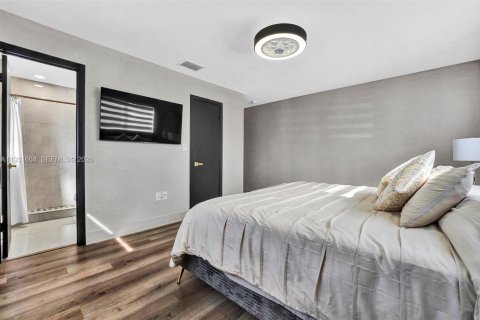 Villa ou maison à louer à Miami Gardens, Floride: 3 chambres № 1997910 - photo 16